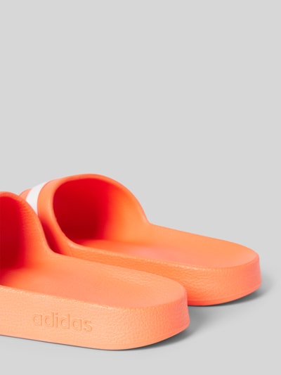 ADIDAS SPORTSWEAR Slides mit labeltypischen Streifen Modell 'ADILETTE AQUA' Neon Orange 2