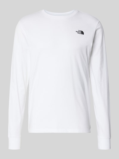 Produktfoto, weißes Longsleeve mit Label-Stitching von The North Face, Baumwoll-Mix, Regular Fit, Rundhalsausschnitt, glatte Struktur