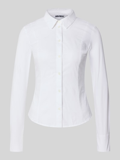 Produktfoto, witte Dames overhemdblouse met knoopsluiting van REVIEW, katoenmix met stretch, getailleerd model, overhemdkraag, afgeronde zoom, sportmanchetten, mouwlengte maat S 55 cm