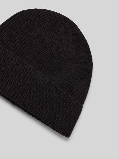 Christian Berg Woman Mütze aus reinem Kaschmir in Strick-Optik Black 2