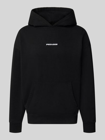 Produktfoto, Relaxed Fit Hoodie aus Baumwoll-Mix Modell 'Clarita' von PEGADOR in Schwarz, Logo-Stickerei, Kängurutasche, gerippte Abschlüsse