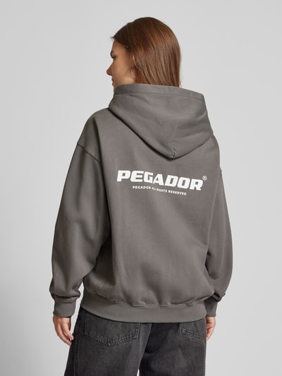 Pegador Sweatjacke mit Logo-Applikation Modell "RAMIRA" Graphit 5