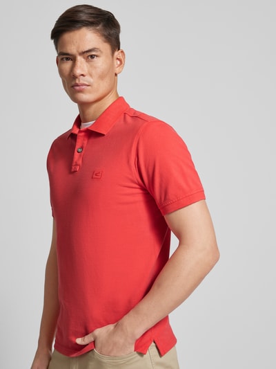 camel active Koszulka polo o kroju regular fit z wyhaftowanym logo Koralowy 3