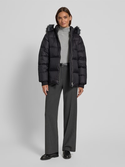 Calvin Klein Womenswear Steppjacke mit Stehkragen und Zweiwege-Reißverschluss Black 1