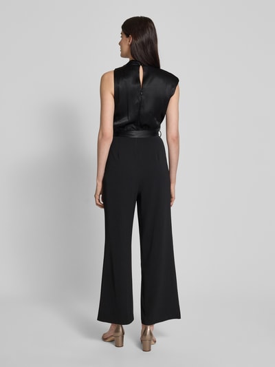 Forever New Jumpsuit met strikceintuur Zwart - 5