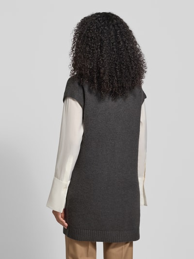 Christian Berg Woman Regular Fit Strickweste mit Woll-Anteil und V-Ausschnitt Dunkelgrau 5