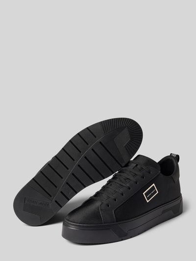 Produktfoto, Sneaker aus Leder-Mix mit Logo-Detail von Antony Morato, schwarze Farbe, abgerundete Passform, Schnürverschluss, strukturierte Oberfläche, Absatzhöhe 4 cm, Schafthöhe 8 cm, Schaftweite 12 cm