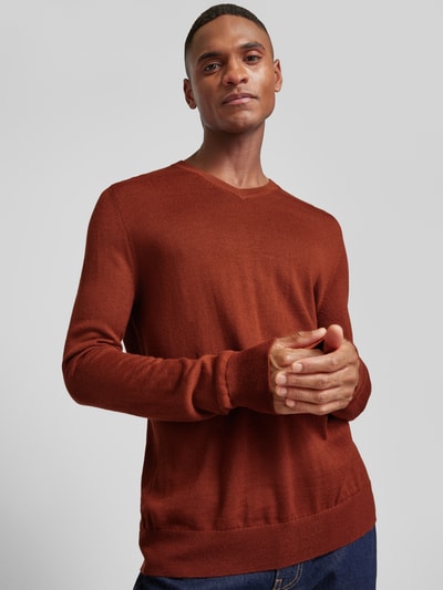 Christian Berg Men Gebreide pullover met V-hals Terracotta - 4