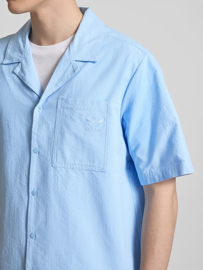 adidas Originals Koszula casualowa o kroju regular fit z kołnierzem z połami Jasnoniebieski 3