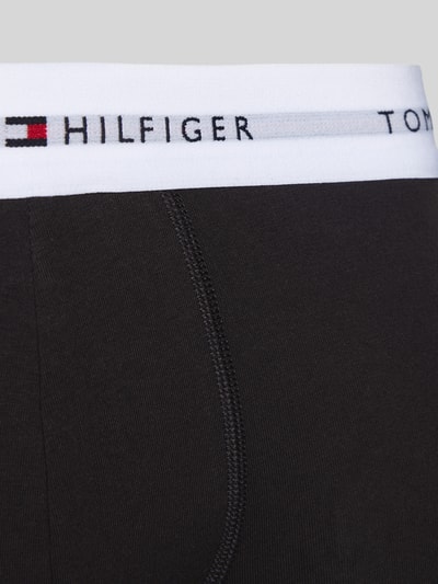 Produktfoto, Obcisłe bokserki z mieszanki bawełny Trunks aus Baumwoll-Mix im 3er-Pack von Tommy Hilfiger, efekt: jednolity kolor, krój skinny fit, z napisem z logo, elastyczny ściągacz, wykończenie materiału: mieszanka bawełny, wielopak: 3 szt.