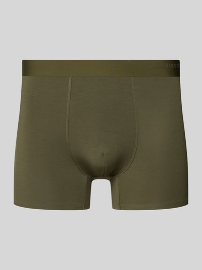 Produktfoto, Trunks mit elastischem Bund und Label-Detail von Schiesser in Olivgrün, glatte Textur, körpernahe Passform, Vorderansicht.