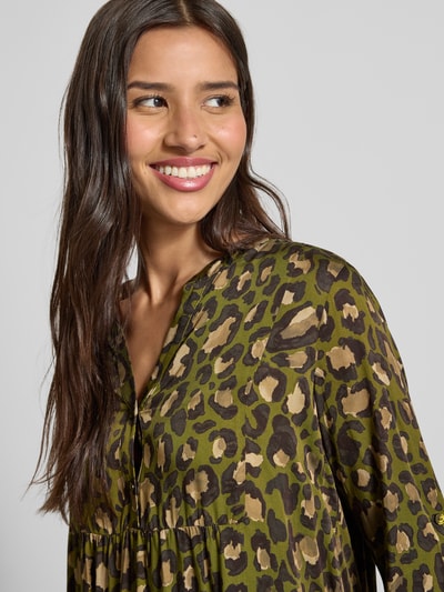 Milano Italy Knielanges Kleid mit Tunikakragen Khaki 3