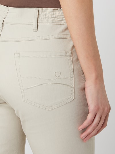 Zerres Comfort Fit Jeans mit Stretch-Anteil Modell 'Greta' Kitt 3