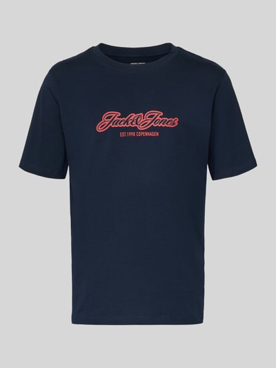 Produktfoto, Regular Fit T-Shirt mit Logo-Print von JACK & JONES, Herren T-Shirt aus reiner Baumwolle mit Rundhalsausschnitt, dunkelblau, Logo-Print auf der Front, Rückenlänge bei Größe M: 69 cm