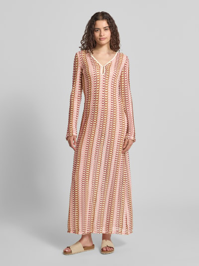 Gina Tricot Slim Fit Maxikleid in Strick-Optik Beige Melange 4