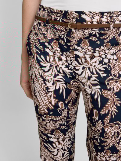 Christian Berg Woman Spodnie materiałowe o kroju slim fit z paskiem Ciemnoniebieski 3