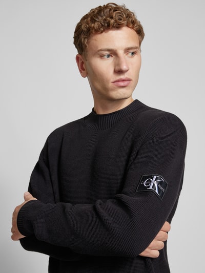 Calvin Klein Jeans Sweter z dzianiny o kroju relaxed fit z naszywką z logo Czarny 3