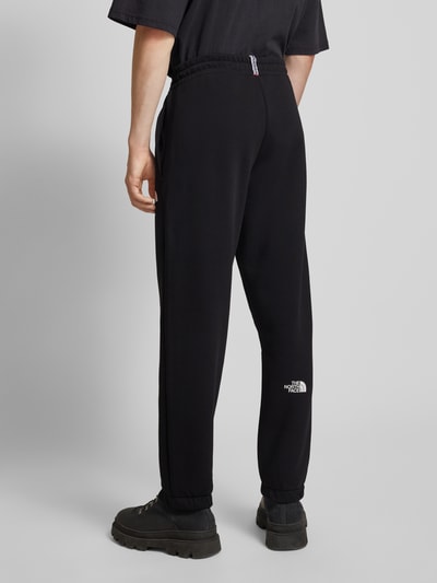 The North Face Sweatpants met labelstitching en elastische band Zwart - 5