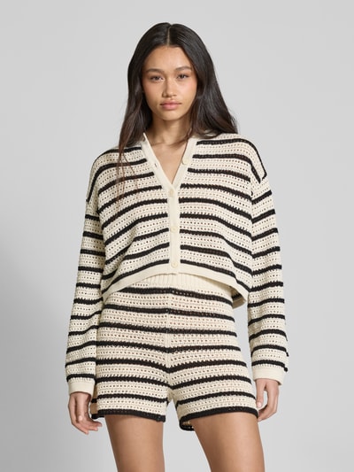 EDITED Cardigan mit Knopfleiste Modell 'Ida' Offwhite 4