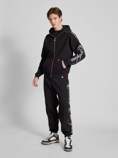 REVIEW Sweatpants mit Label-Stitching Black 1