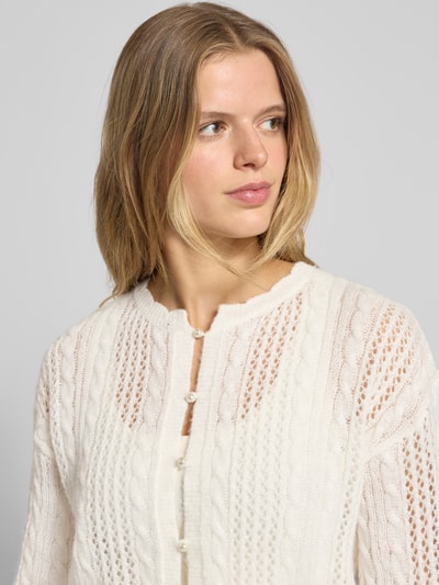 Review Strickjacke mit Knopfleiste Offwhite 3
