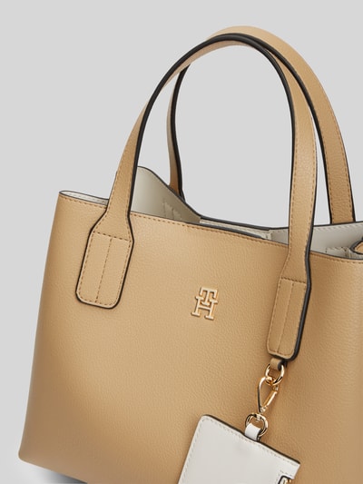 Tommy Hilfiger Henkeltasche mit Anhänger für Kleinigkeiten Beige 3