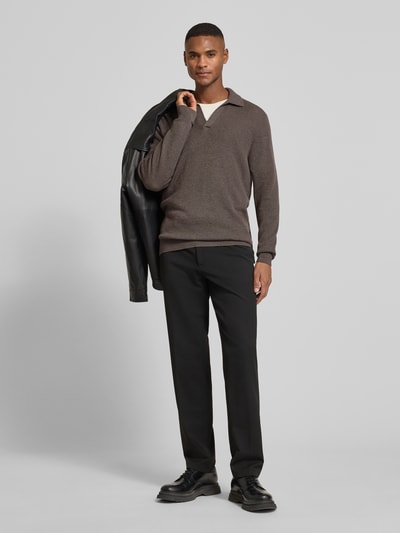 GRAN SASSO Strickpullover aus Schurwolle mit Umlegekragen und V-Ausschnitt Taupe 1