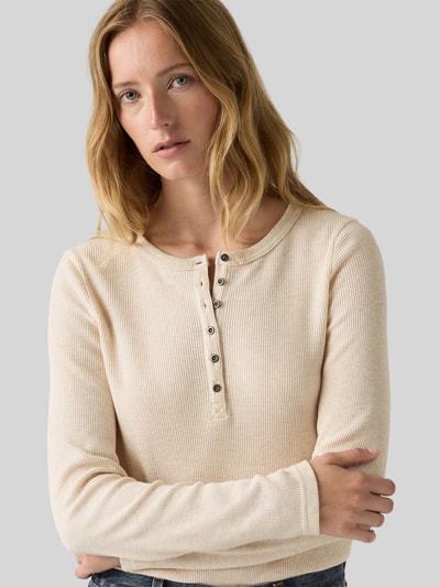 Levi's® Regular Fit Langarmshirt aus Baumwoll-Mix mit Waffelstruktur Offwhite 3