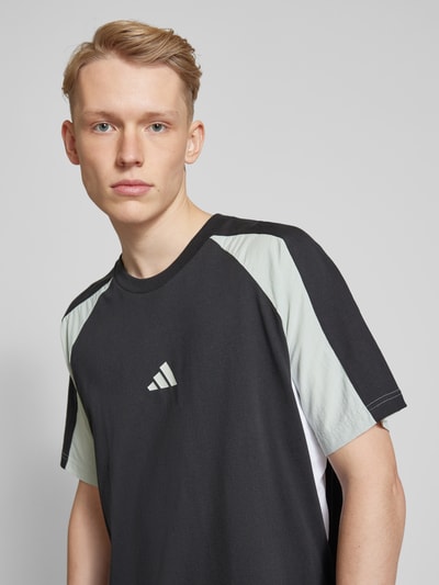 ADIDAS SPORTSWEAR T-Shirt mit Label-Print Black 3