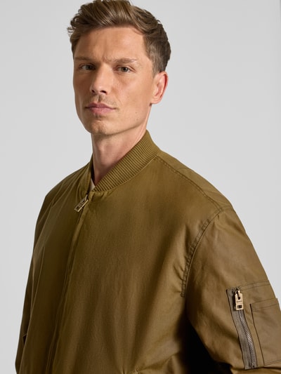HUGO Regular Fit Bomberjacke aus reiner Baumwolle Oliv 3