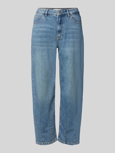 Produktfoto, Straight Fit Jeans mit verkürzter Passform Modell 'Melly' von OPUS PANTS aus elastischem Baumwoll-Mix im 5-Pocket-Design, mittleres Jeansblau, sichtbare Nähte und Knopf-Reißverschluss, Bundweite 38 cm, Innenbeinlänge 67 cm, Damen