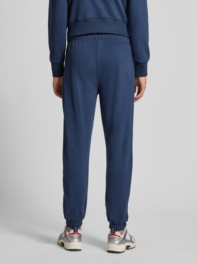 Ellesse Regular Fit Sweatpants mit Eingrifftaschen Modell 'ORVINIO' Dunkelblau 5