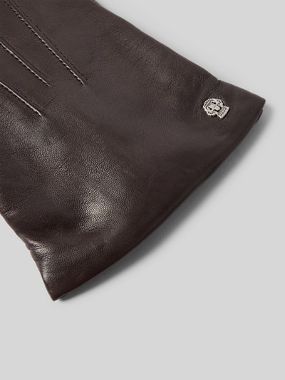 Produktfoto, Lederhandschuhe aus echtem Leder Modell 'Dover' von Roeckl, braunes Haarschaf Nappaleder, Kaschmir-Mix-Futter, drei Aufnähte, Umbugsaum, metallic Label-Detail, feine Lederstruktur