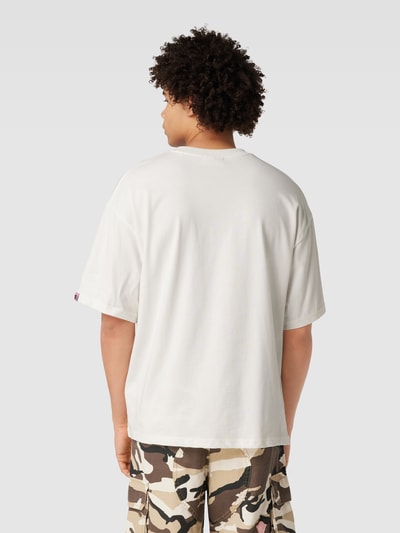 REVIEW T-shirt o kroju oversized z nadrukiem z logo Złamany biały 5