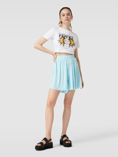 EDITED Shorts mit Plisseefalten Modell 'Mara' Aqua 1