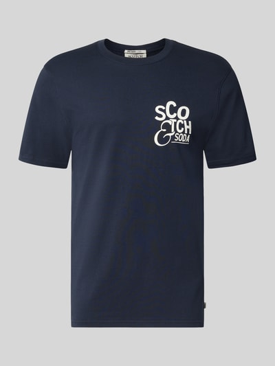Produktfoto, Regular Fit T-Shirt mit Logo-Print von Scotch & Soda in Dunkelblau, reine Baumwolle, Rundhalsausschnitt, glatte Oberfläche