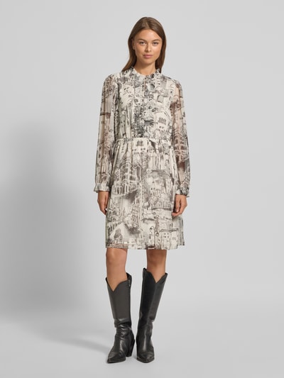 Marc Cain Knielanges Kleid mit Rüschen Sand 1