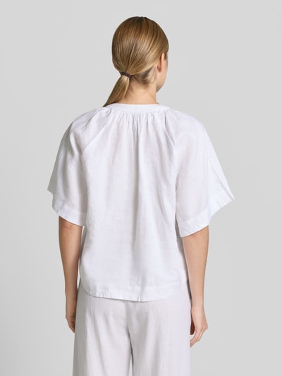 Christian Berg Woman Boxy Fit Leinenbluse mit V-Ausschnitt Weiss 5