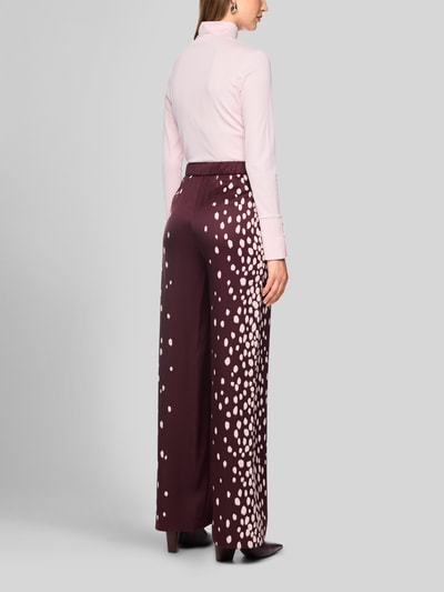 Marc Cain wide fit broek met elastische tailleband achter van viscose Bordeaux - 5