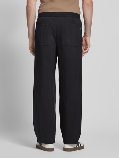 REVIEW Stoffhose mit Gesäßtaschen Black 5