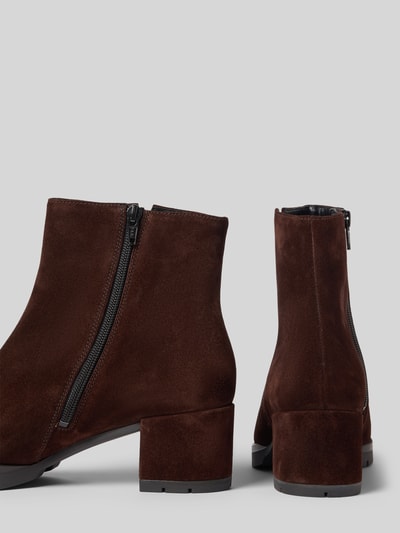 Produktfoto, Stiefeletten aus echtem Leder mit Reißverschluss von Högl in Dunkelbraun, abgerundete Passform, 5 cm Absatz, strukturierte Textur