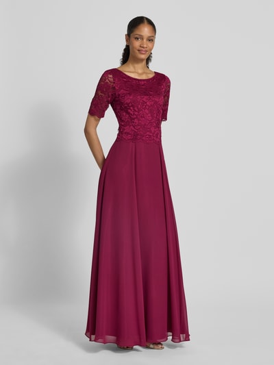 Vera Mont Abendkleid mit Spitze und Rundhalsausschnitt Bordeaux 1