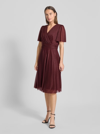 Christian Berg Cocktail Cocktailkleid mit V-Ausschnitt Dunkelrot 1
