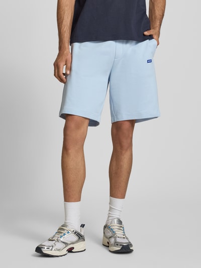 HUGO Blue Regular Fit Sweatshorts aus reiner Baumwolle Modell 'NASENSIO' Hellblau 4