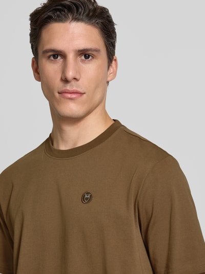 Knowledge Cotton Apparel T-Shirt mit Label-Patch Cognac 3