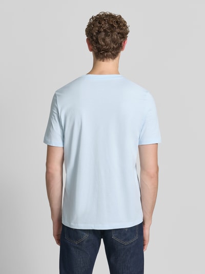 s.Oliver RED LABEL Regular Fit T-Shirt aus reiner Baumwolle Hellblau 5