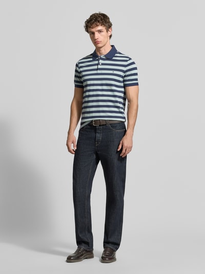 Christian Berg Men Modern Fit Poloshirt mit Logo-Stitching Dunkelblau 1