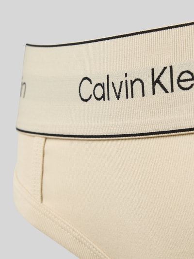 Calvin Klein Underwear Figi z wyhaftowanym logo model ‘Redefined’ Beżowy 2