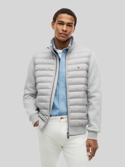 Tommy Hilfiger kardigan rozpinany o kroju regular fit z pikowaną wstawką z mieszanki bawełny Jasnoszary melanż 4