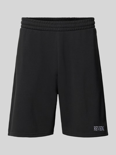 Produktfoto, schwarze Regular Fit Shorts mit Label-Stitching von REVIEW, Baumwoll-Mix, elastischer Bund, glatte Textur, Vorderansicht